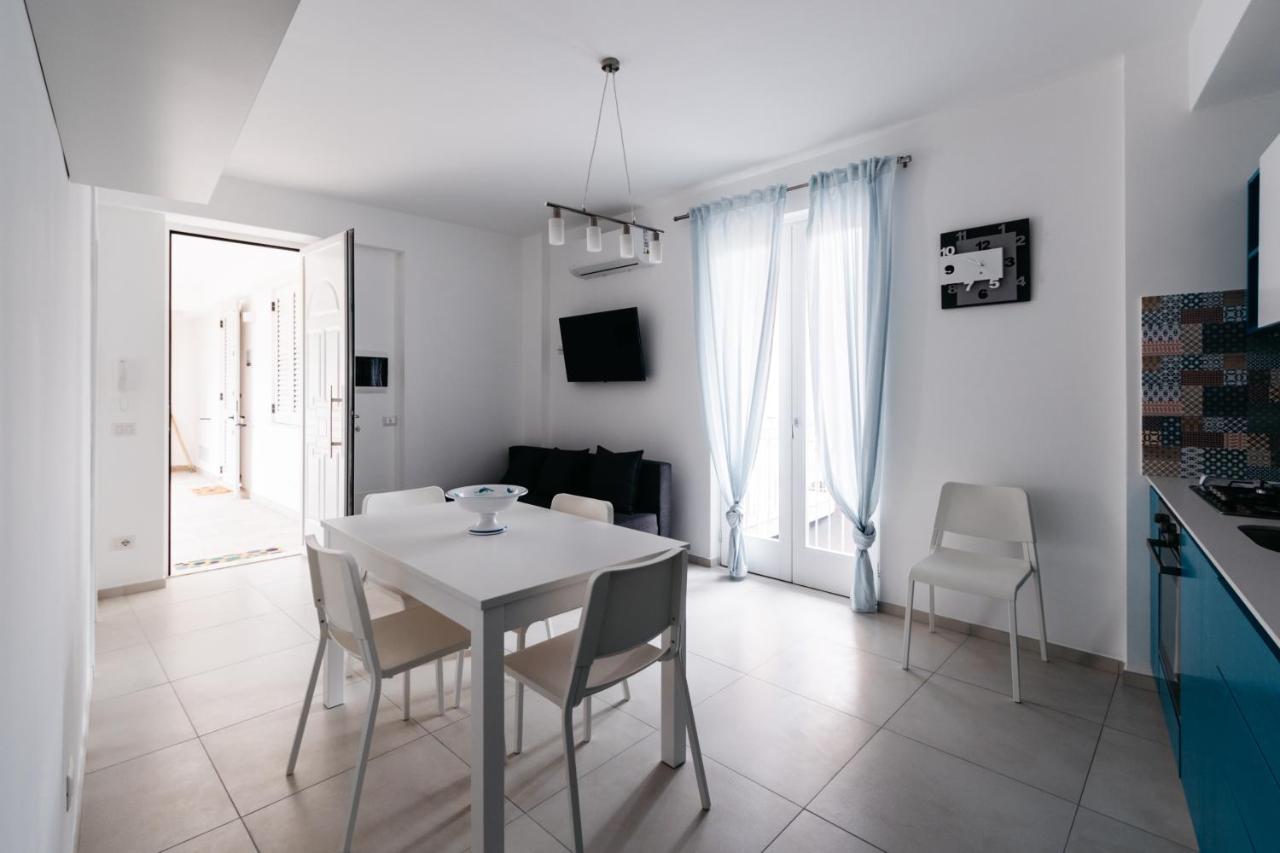 Le Isole Di Anita Apartment Đảo Lipari Ngoại thất bức ảnh